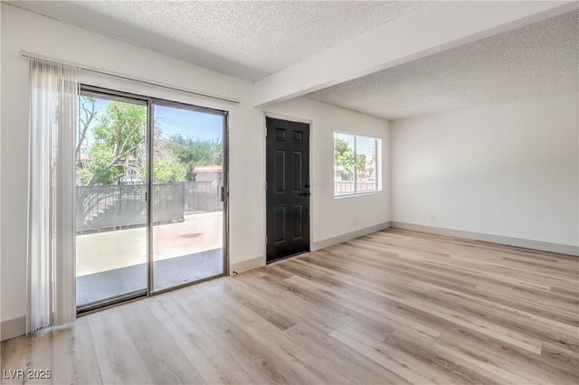 250 Shadybrook Lane D, Las Vegas, NV 89107