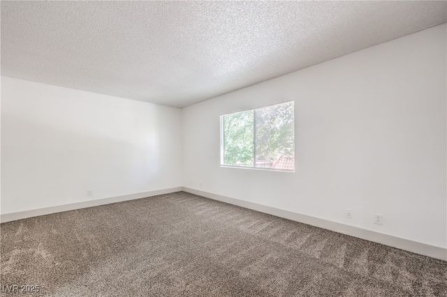 250 Shadybrook Lane D, Las Vegas, NV 89107