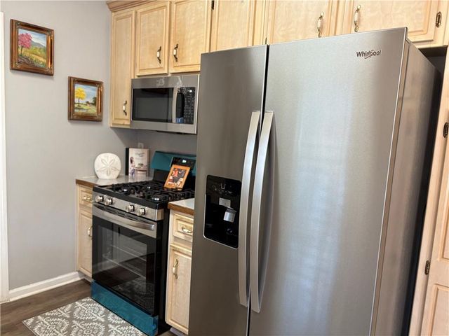 132 Carl Barrett Drive, Canton, GA 30115