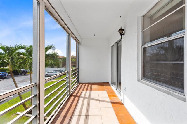 4980 E Sabal Palm Boulevard 231, Tamarac, FL 33319