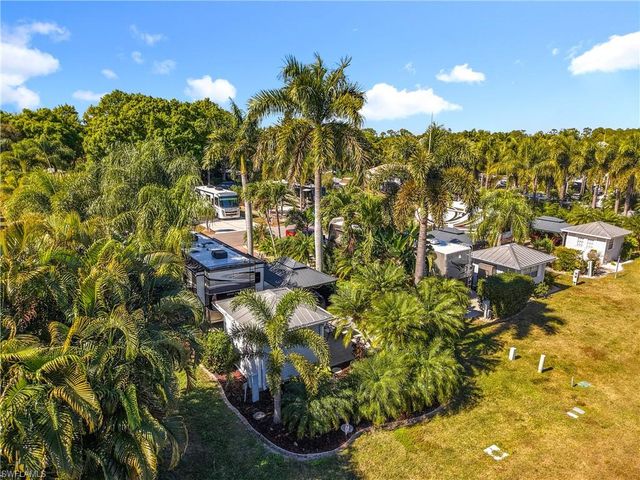 10074 Parkwood Dr., Fort Myers, FL 33905