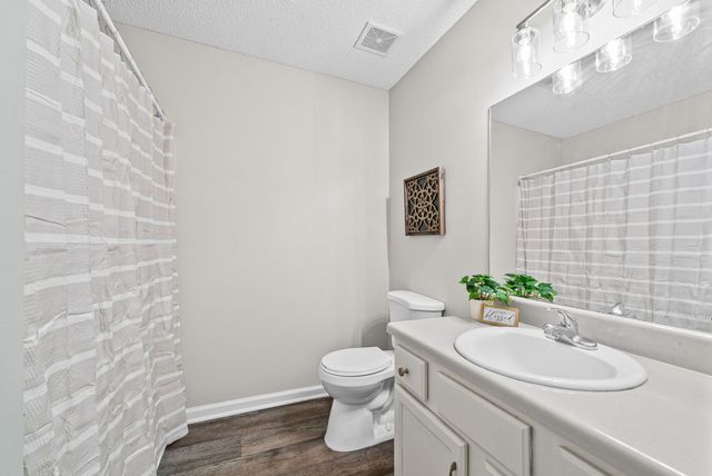 3327 S Senseney Cir, Clarksville, TN 37042