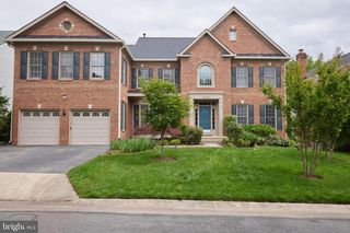 10607 FARMBROOKE LN, Potomac, MD 20854