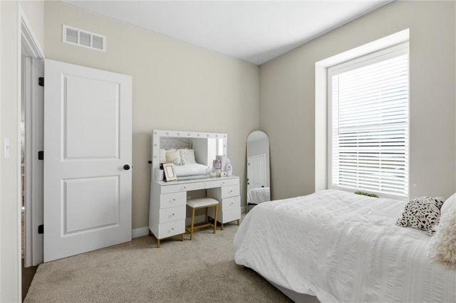 3306 N 109th Terrace, Kansas City, KS 66109