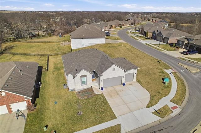 3306 N 109th Terrace, Kansas City, KS 66109