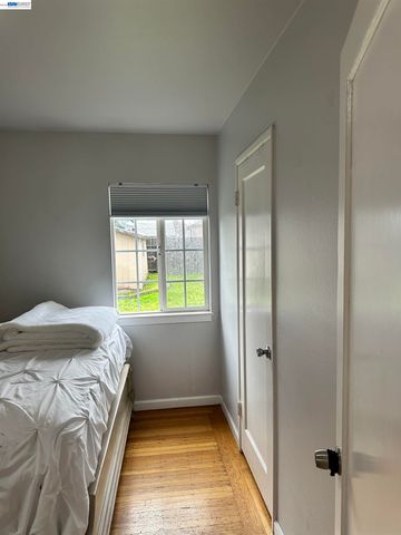 26847 Gaither Way, Hayward, CA 94544