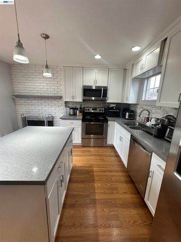 26847 Gaither Way, Hayward, CA 94544