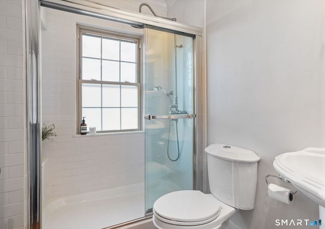 27 Nash Lane 5, Bridgeport, CT 06605