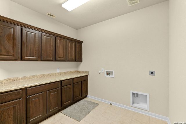 1018 Olivia View, San Antonio, TX 78260