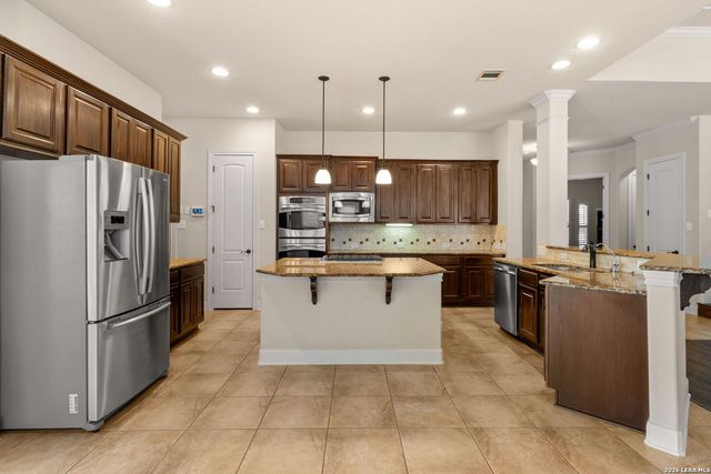 1018 Olivia View, San Antonio, TX 78260