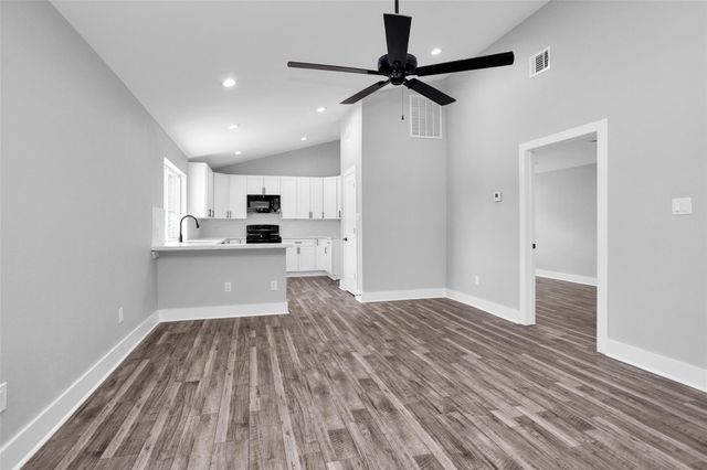 101 April Point Place, Conroe, TX 77356