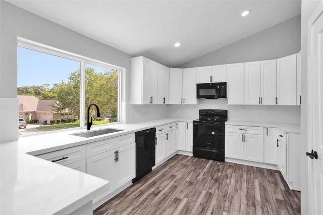 101 April Point Place, Conroe, TX 77356