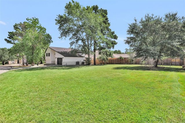 101 April Point Place, Conroe, TX 77356