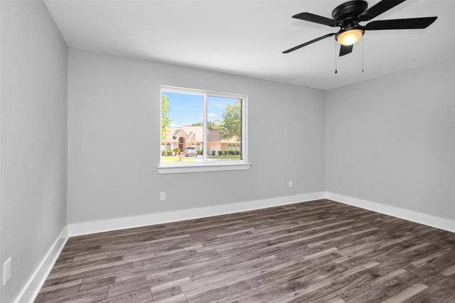 101 April Point Place, Conroe, TX 77356