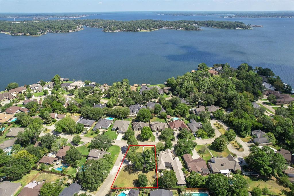 101 April Point Place, Conroe, TX 77356