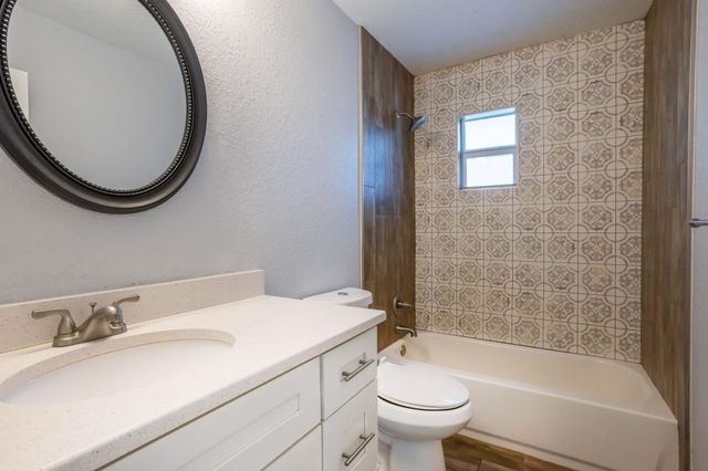 2227 NE 3rd Avenue 1 & 2, Delray Beach, FL 33444