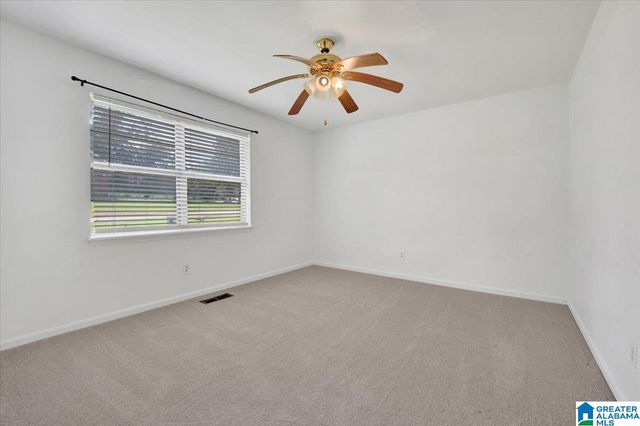 678 FLINT HILL ROAD, Bessemer, AL 35022