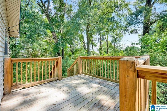 678 FLINT HILL ROAD, Bessemer, AL 35022