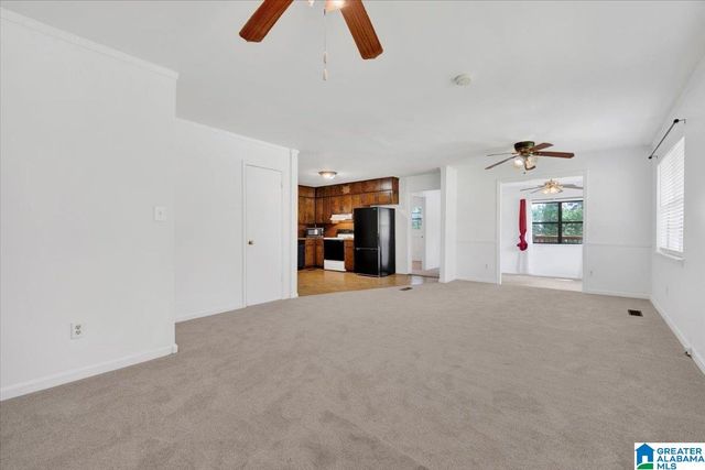 678 FLINT HILL ROAD, Bessemer, AL 35022