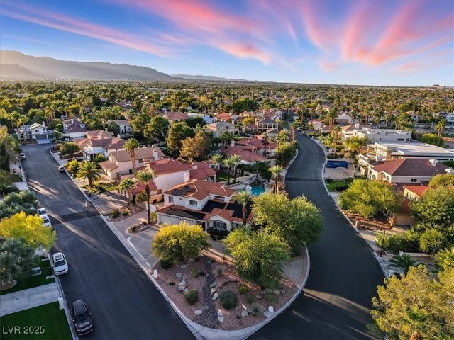 8104 Wispy Sage Way, Las Vegas, NV 89149