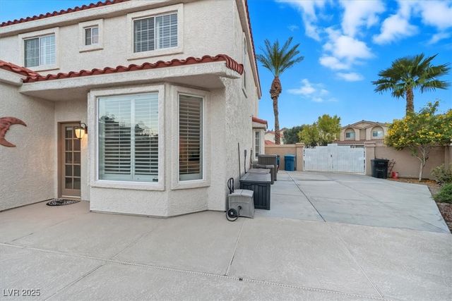 8104 Wispy Sage Way, Las Vegas, NV 89149