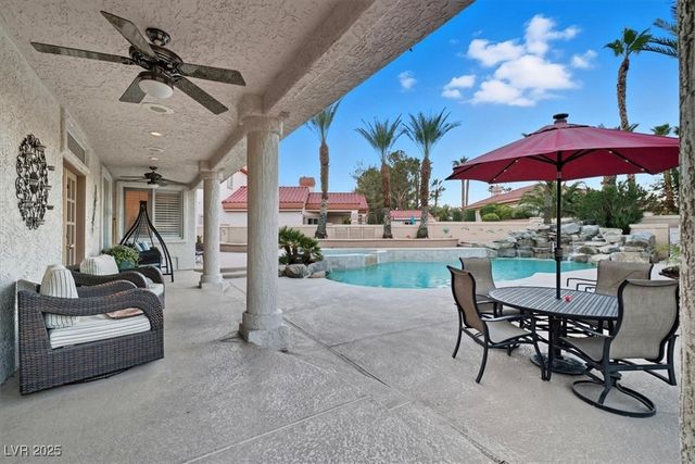 8104 Wispy Sage Way, Las Vegas, NV 89149