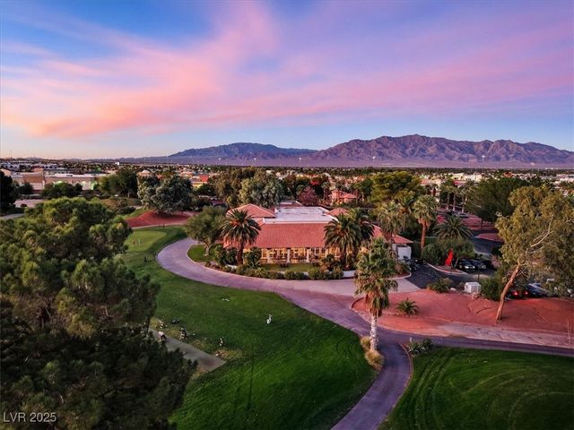 8104 Wispy Sage Way, Las Vegas, NV 89149