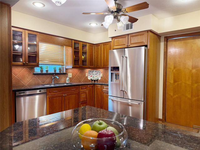 12119 Perthshire Road, Houston, TX 77024