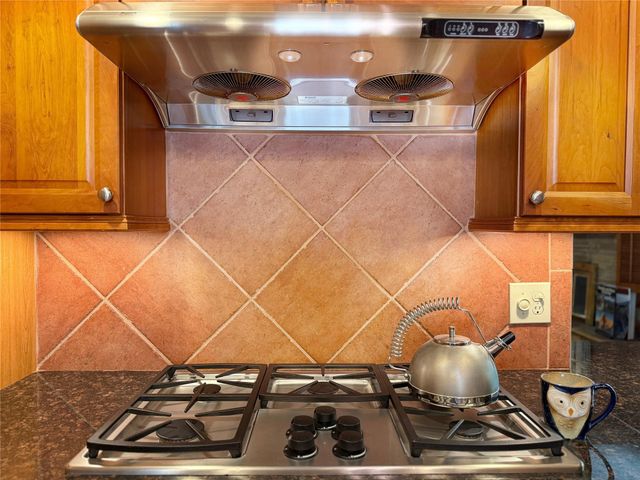 12119 Perthshire Road, Houston, TX 77024