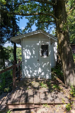 774 Hill St, Baldwin Twp, PA 15226