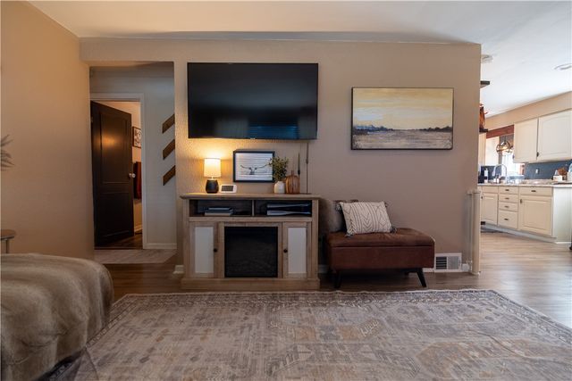 774 Hill St, Baldwin Twp, PA 15226