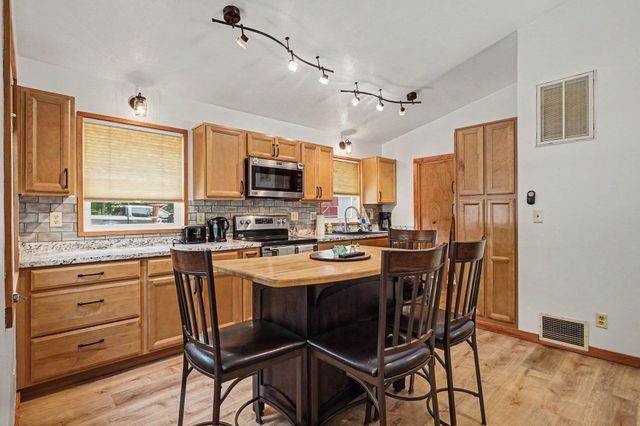 7692 Lakeview Drive, Hamilton Twp, MI 48625