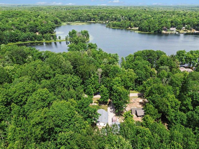 7692 Lakeview Drive, Hamilton Twp, MI 48625