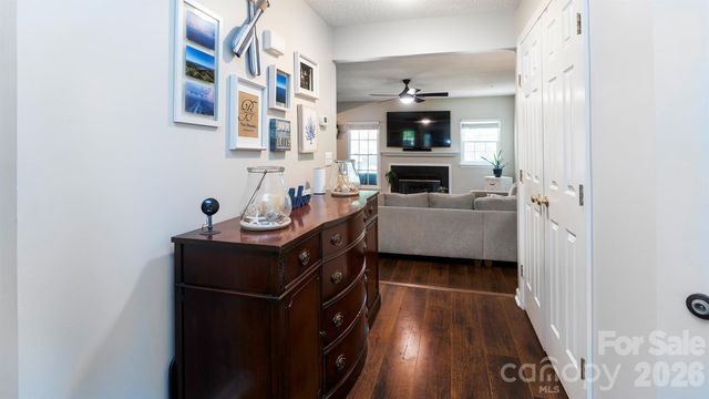 19823 Henderson Road C, Cornelius, NC 28031