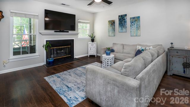19823 Henderson Road C, Cornelius, NC 28031