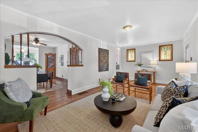 6011 S Grand Boulevard, St Louis, MO 63111