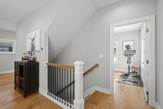 291 E Greenwood Avenue, Columbus, OH 43201