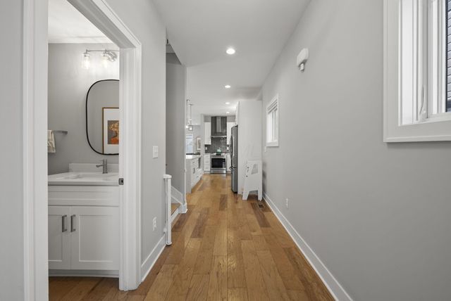 291 E Greenwood Avenue, Columbus, OH 43201