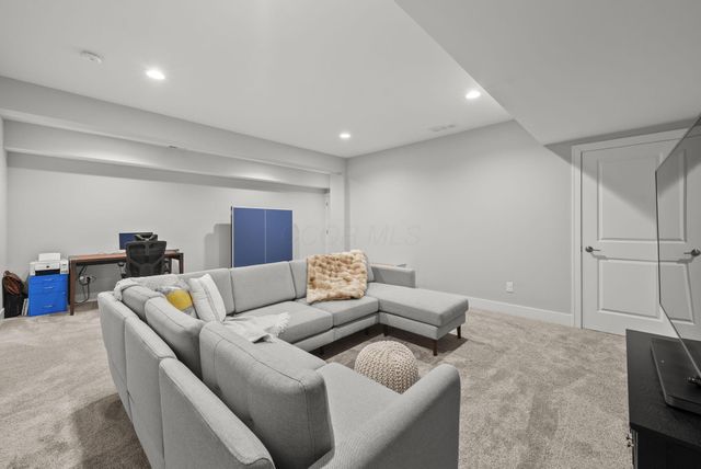 291 E Greenwood Avenue, Columbus, OH 43201