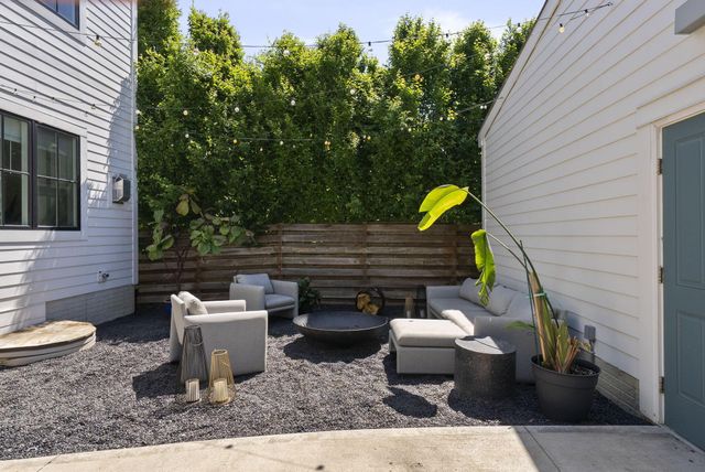 291 E Greenwood Avenue, Columbus, OH 43201