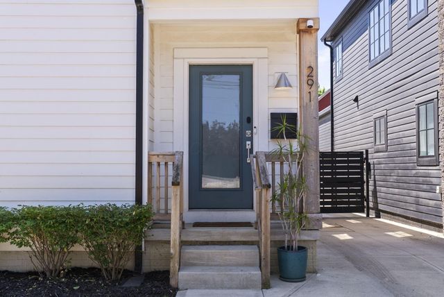 291 E Greenwood Avenue, Columbus, OH 43201