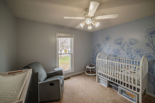 8220 Timberland Drive, West Paducah, KY 42086