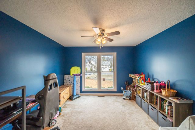 8220 Timberland Drive, West Paducah, KY 42086
