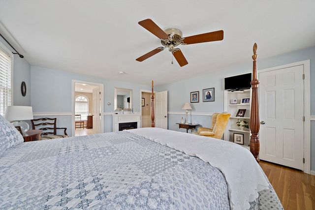 79 Hickory Ln, Weymouth, MA 02188