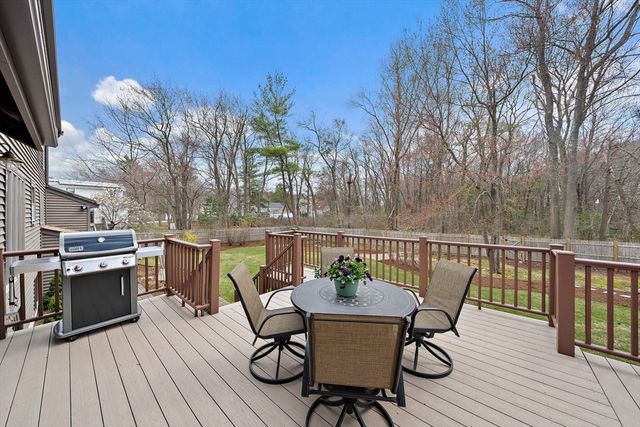 79 Hickory Ln, Weymouth, MA 02188