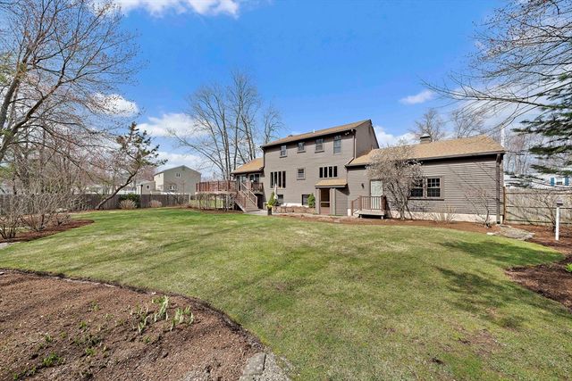 79 Hickory Ln, Weymouth, MA 02188