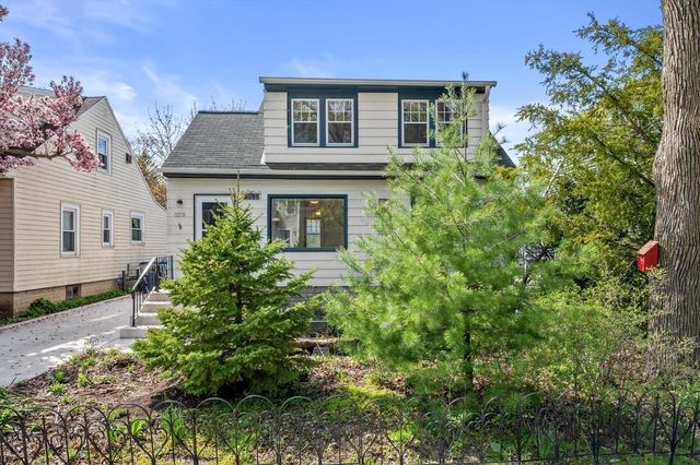 5377 13th STREET, Milwaukee, WI 53209