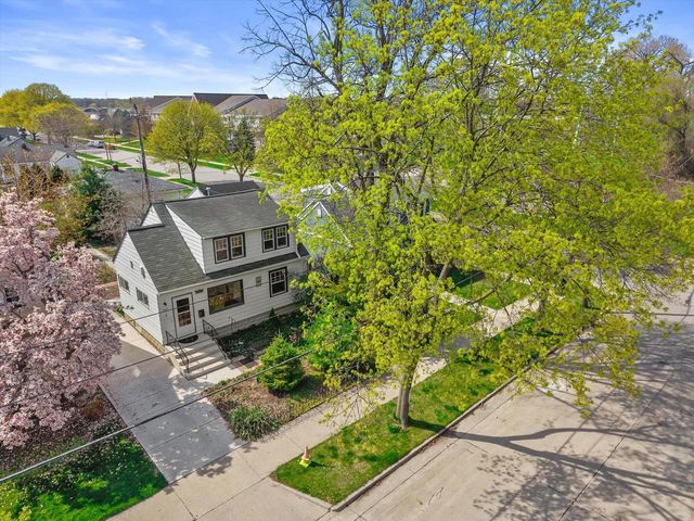 5377 13th STREET, Milwaukee, WI 53209