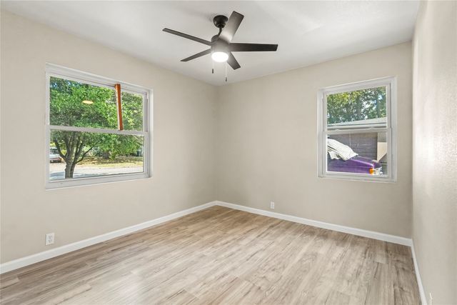 2116 Ridgeway Street, Arlington, TX 76010