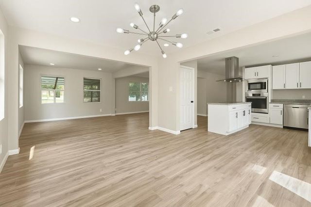 2116 Ridgeway Street, Arlington, TX 76010